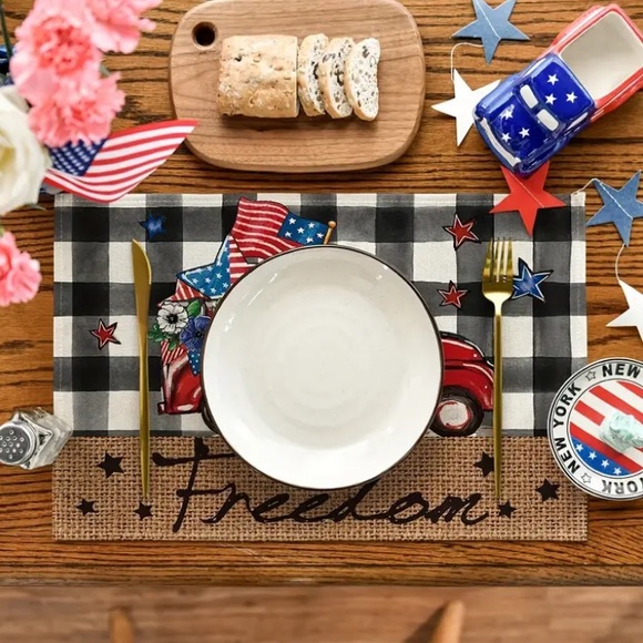 NWT- Set of 4- Buffalo Check- Patriotic 🇺🇸 Farmtruck Freedom- Placemats 12x18 - Picture 3 of 8